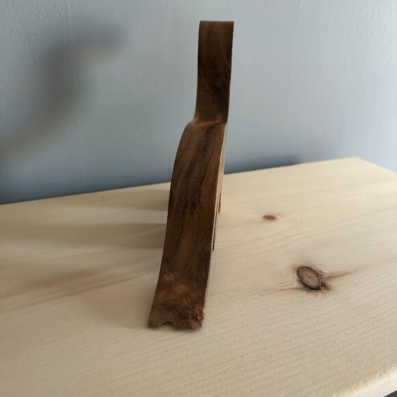 Dinosaur Skeleton Fossil Wooden Shelf Decoration - Picture 3 of 7